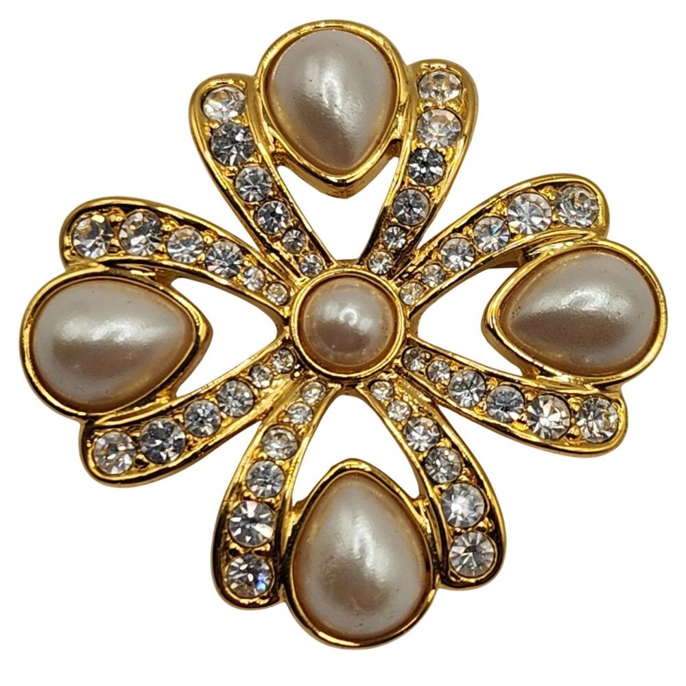1980s NAPIER Gold Tone Pearl &‎ Rhinestone Wreath Brooch Pin Statement Jewelry